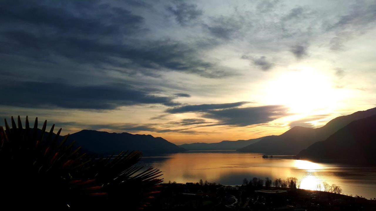 Sole & Lago-Lake Maccagno Bagian luar foto