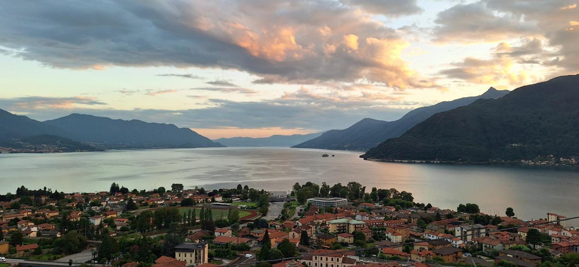 Sole & Lago-Lake Maccagno Bagian luar foto